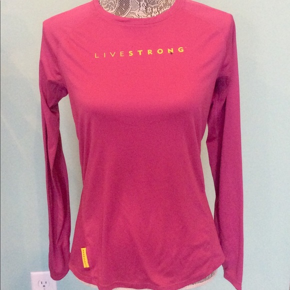 NIKE LIVESTRONG PINK LONG SLEEVE TOP. Size M - Picture 1 of 5
